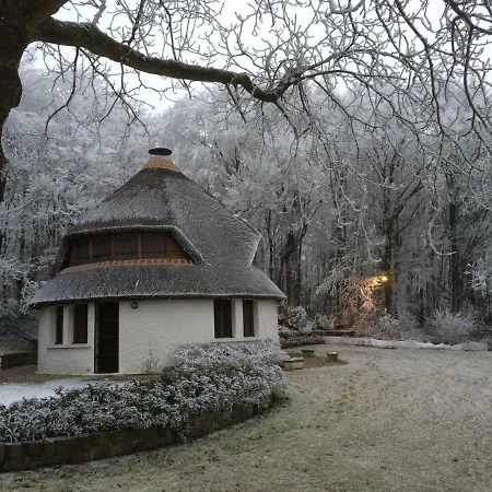 Chaumiere De Charme 度假居